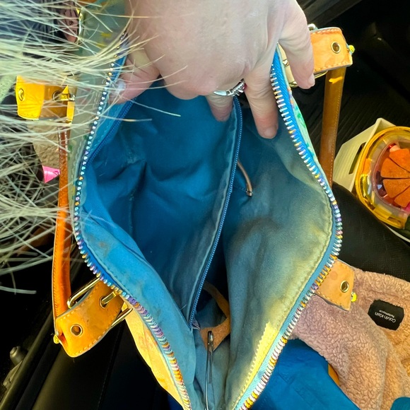 Dooney and Bourke Purse. - Picture 3 of 3